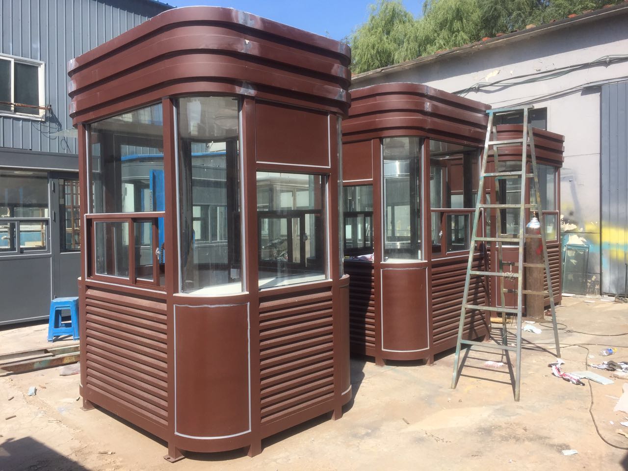 ����ͣ܇��(ch��ng)���M(f��i)ͤ���ƏS��